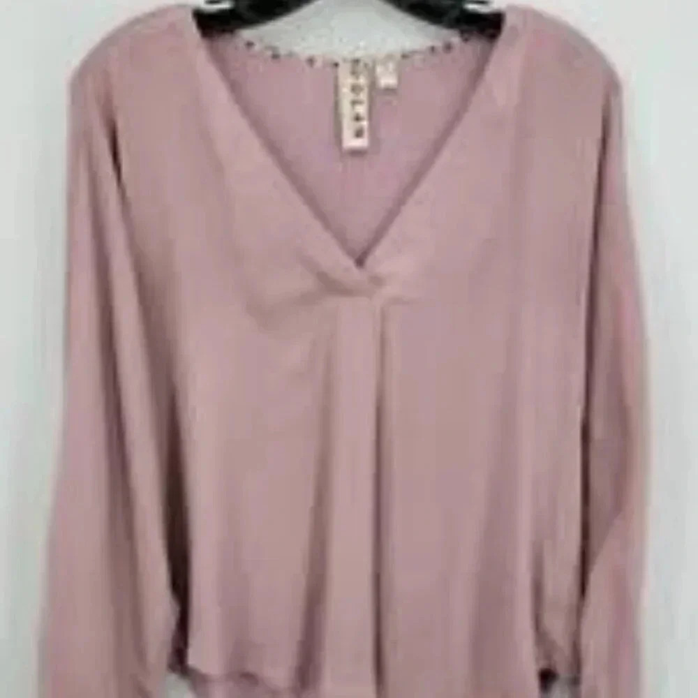 Anthropologie Dolan rose color solid v-neck blouse - Picture 3 of 7